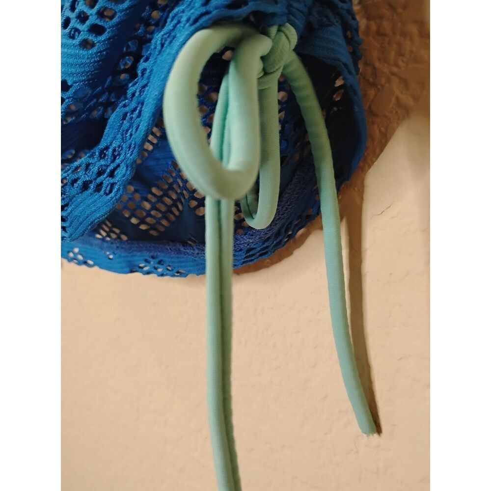 USED Medium Swim Trio - Picture 4 of 12